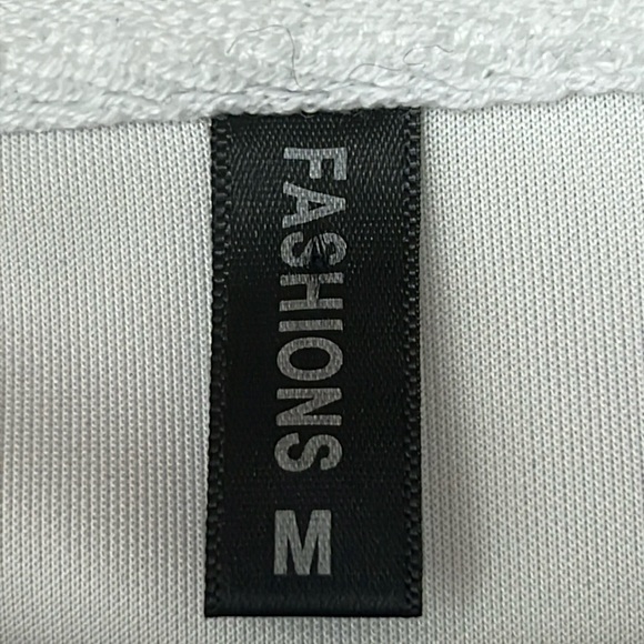 Women’s Pullover Size Med White w/Black Graphic Crew Neck Long Sleeves Polyester - Picture 2 of 9